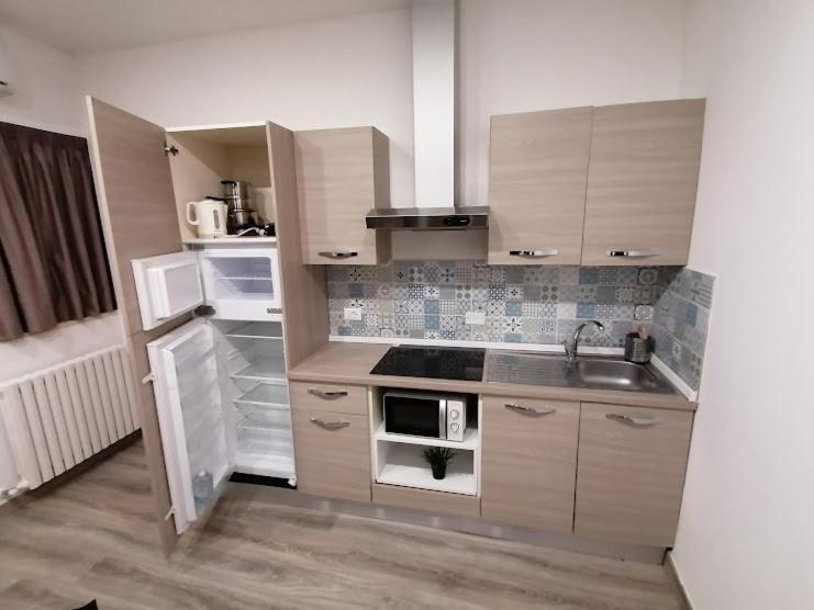 Indipendent Mini Apartment Pescara Centro מראה חיצוני תמונה